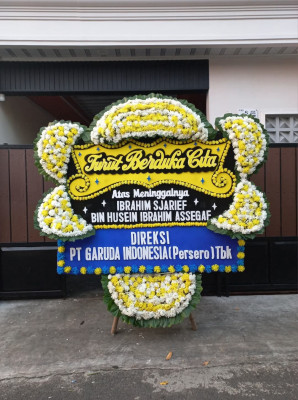 Papan Bunga Duka di Sendangagung
